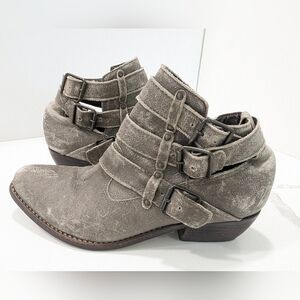 MATISSE Bobbie Multi Buckle Ankle leather Boots 7M Block Heel Almond Toe Western